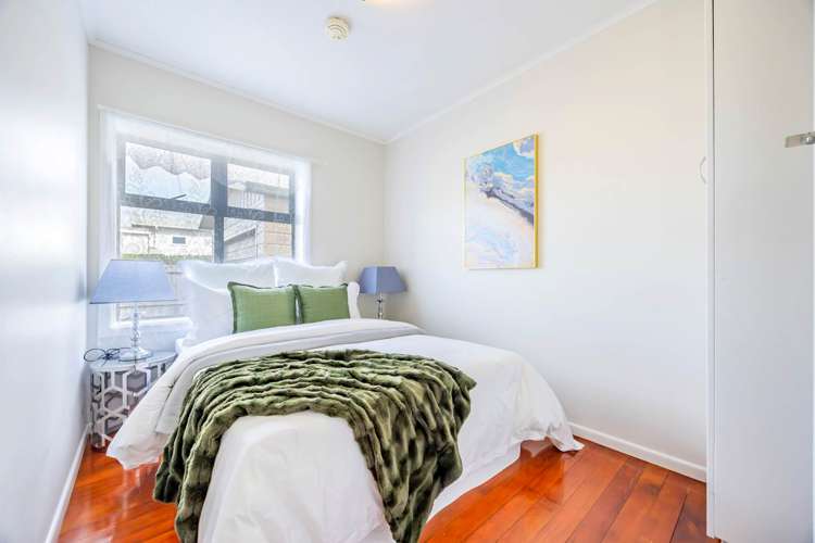 76 Archibald Road Kelston_10