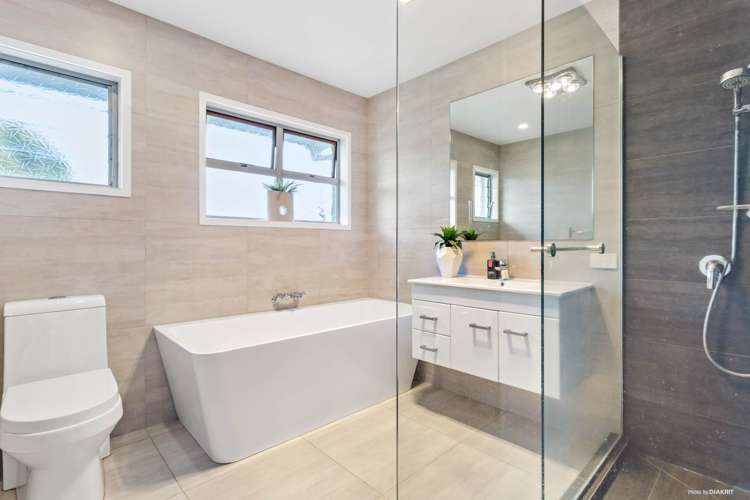 2/73 College Road Northcote_10