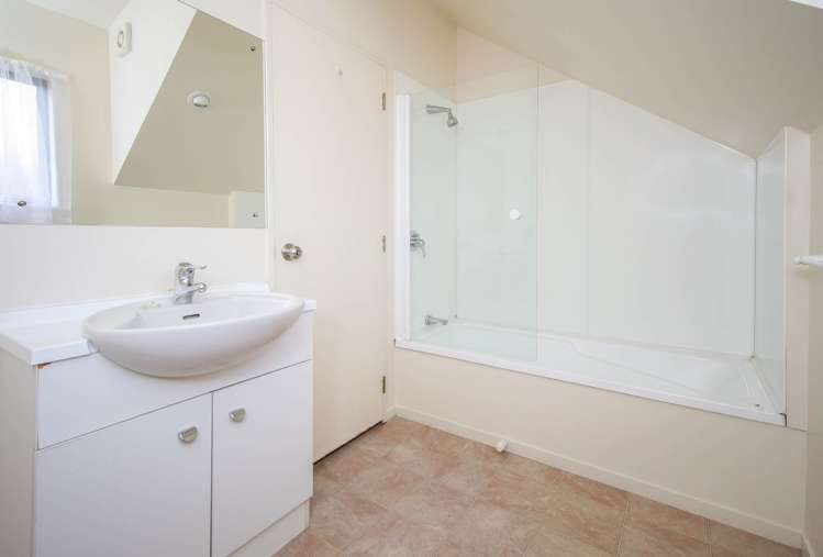 12/1 Melview Place New Lynn_26