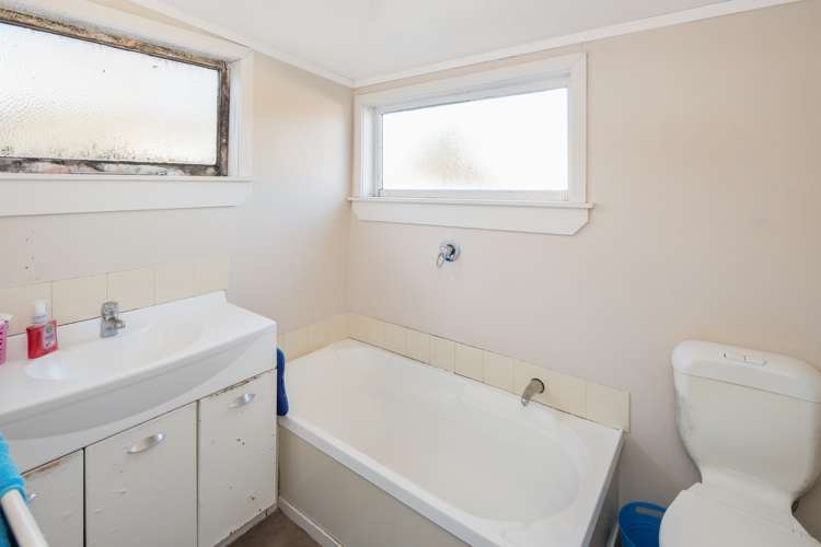 4 Picton Avenue Newtown_11