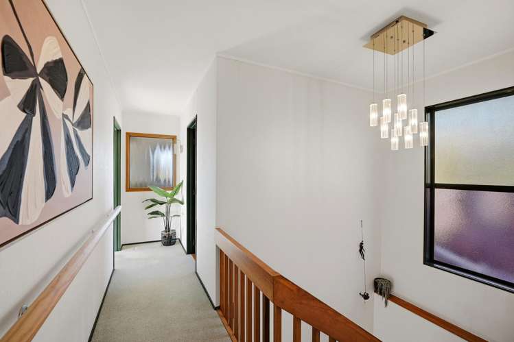 2/983 Beach Road Torbay_13