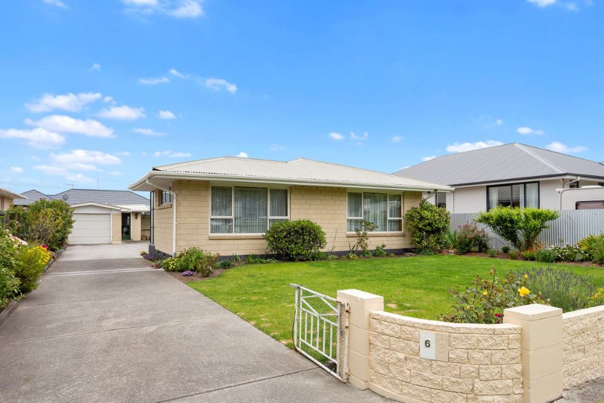 6 Laing Crescent Heathcote Valley_0