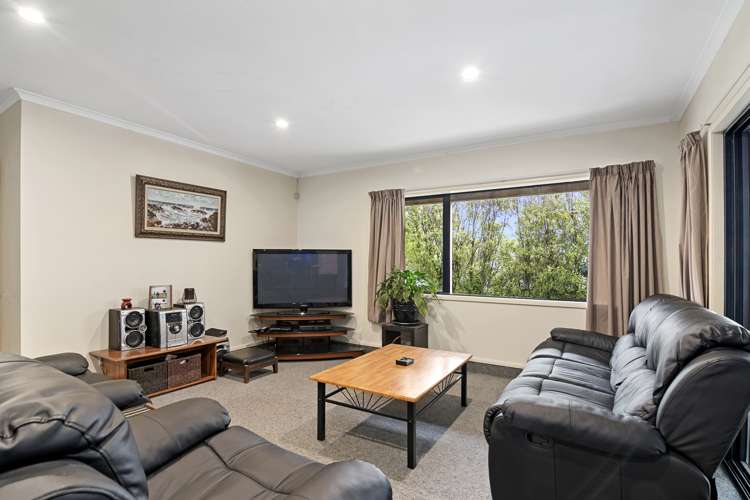 5 Lingfield Place Richmond_11