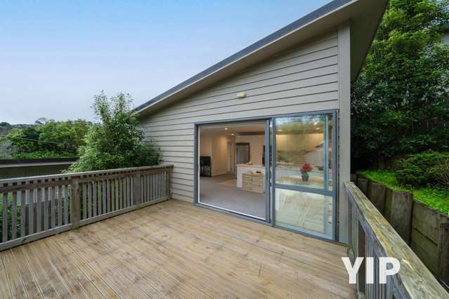 Double Glazed & Modern? YIP!