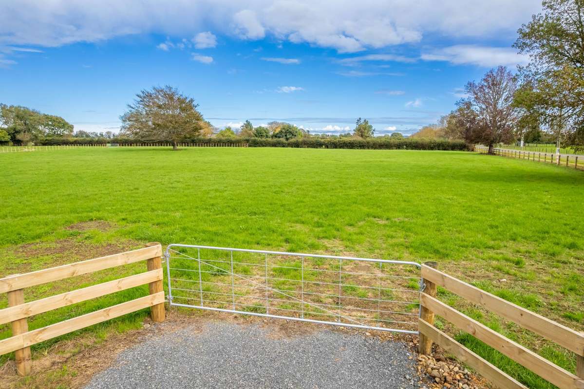 300 Puketaha Road_4