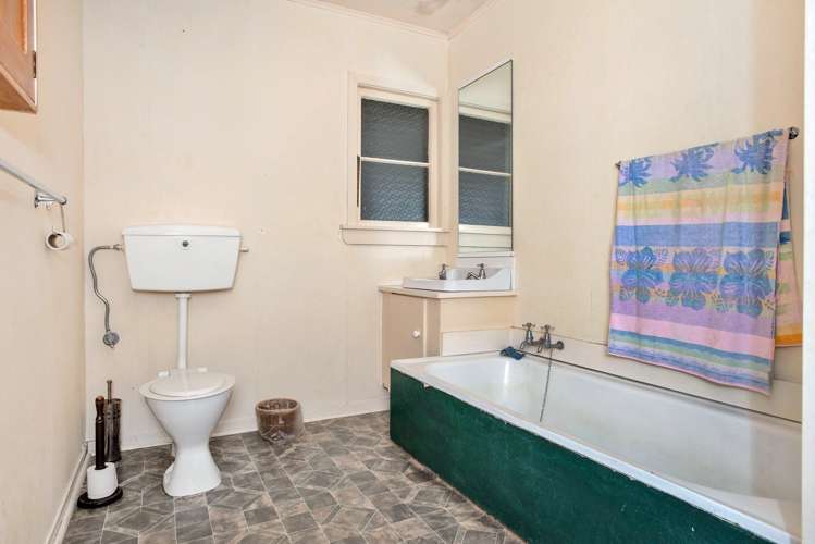 16 Albert Street Te Hapara_18