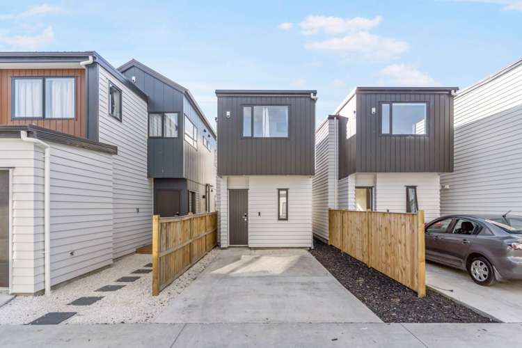 44 Parahau Road Papakura_1