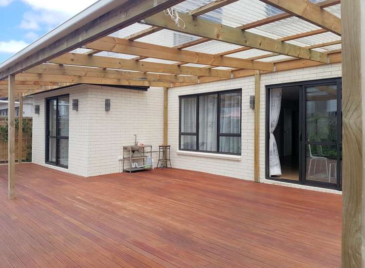 26 Rosewell Crescent Flat Bush_11