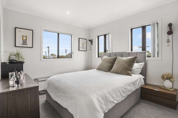 1/9 Marlene Avenue Te Atatu South_7