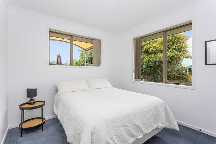 17 Kestrel Heights Arkles Bay_13