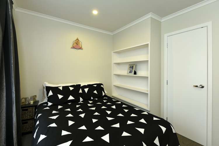 30 The Ridgeway Enner Glynn_10