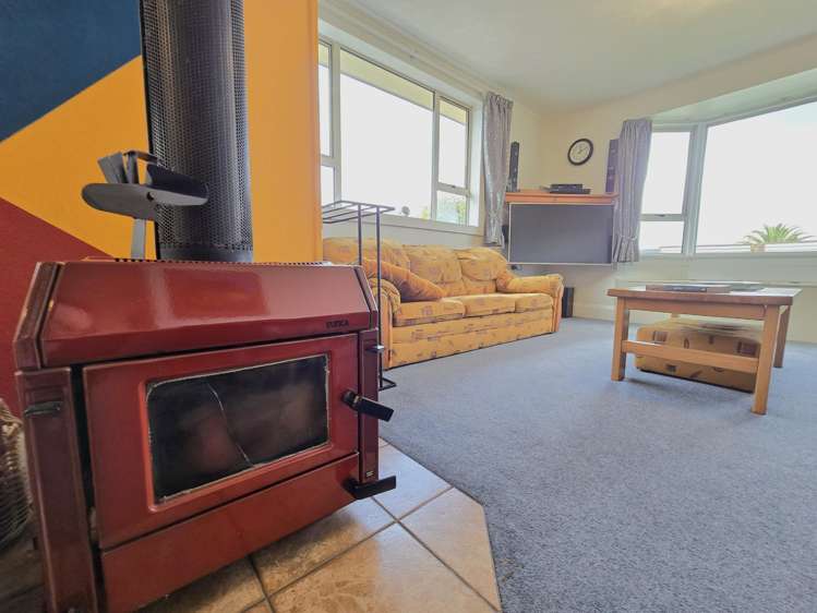 182 Stafford Street Hokitika_7