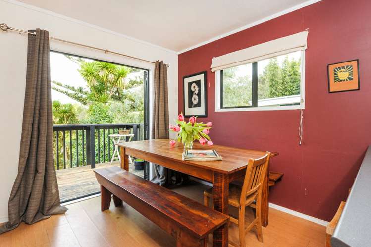 138 Woodlands Park Road Titirangi_13