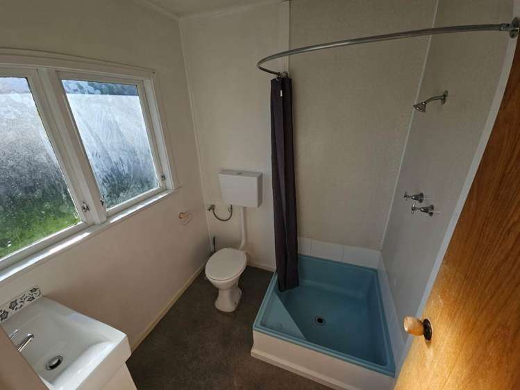 2/6 Ron Keat Drive Papakura_7