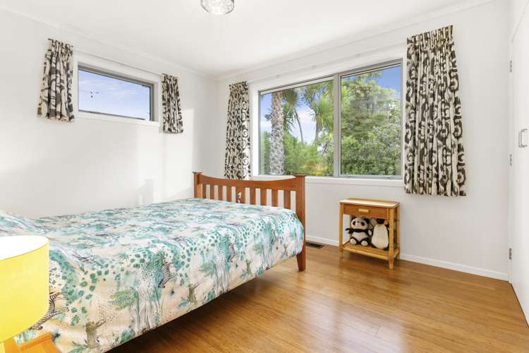 274 Glengarry Road Glen Eden_16