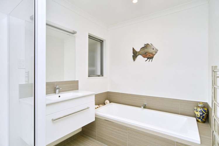 32 Te Whenu Crescent Marshland_12