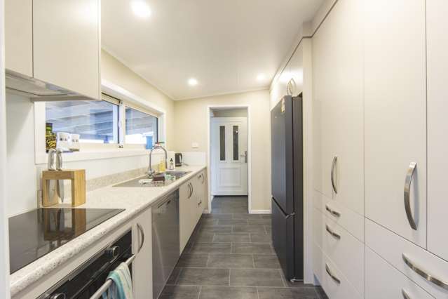 180 Whatawhata Road Dinsdale_1