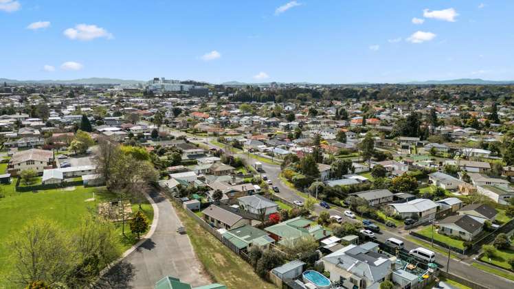 18 & 18a Dermont Street Bader_16