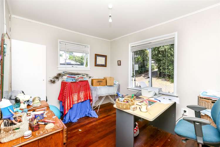 32 Lawry Street Blagdon_13