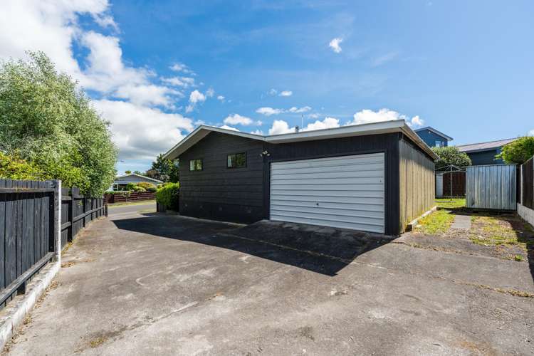 2 Holland Grove Richmond Heights_14