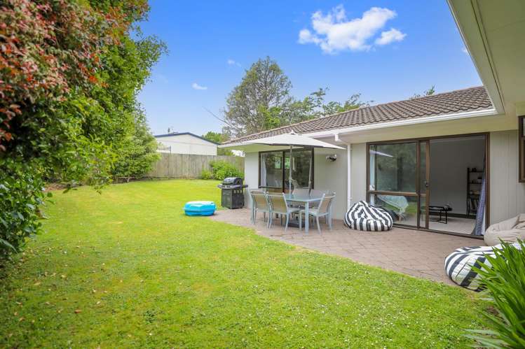 22 Westminster Drive Owhata_12