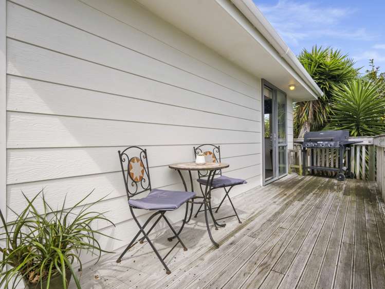 31a Linton Crescent Matua_2