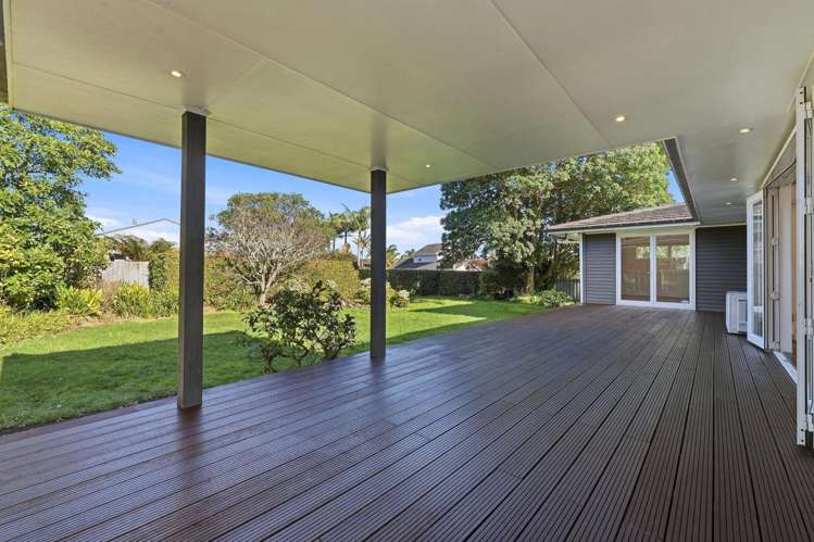 143 Riddell Road 1670_20