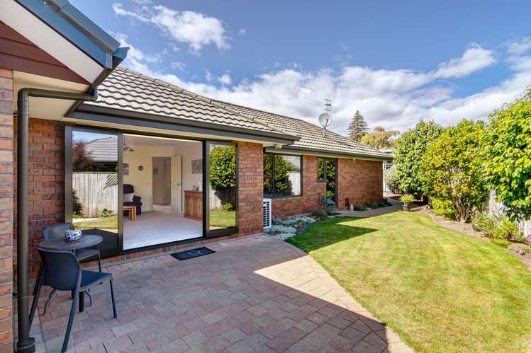 11 Kingsford Drive Stoke_11