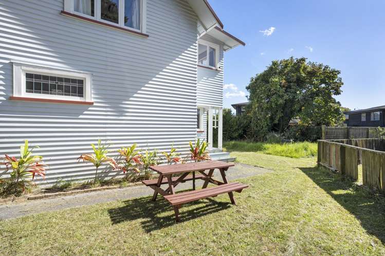 9 Swanson Road Henderson_6