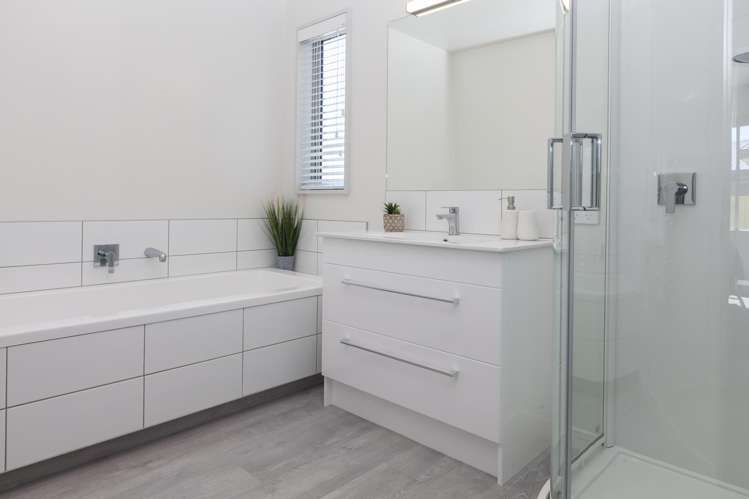 5 Kingsbridge West Burwood_16