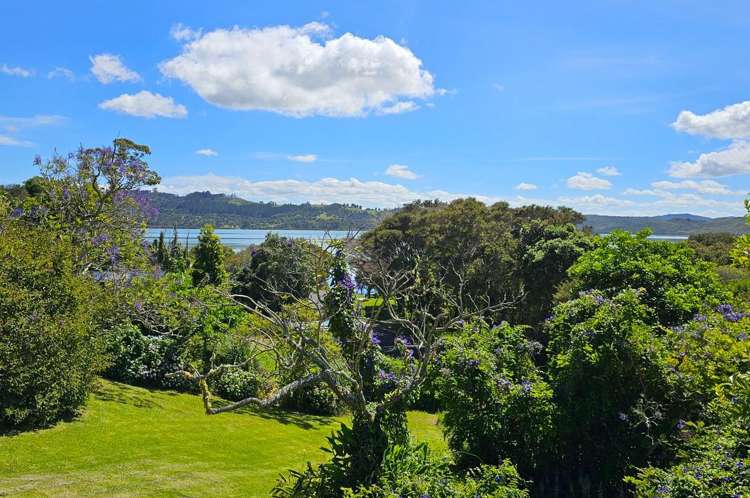 33 Clendon Esplanade Rawene_9