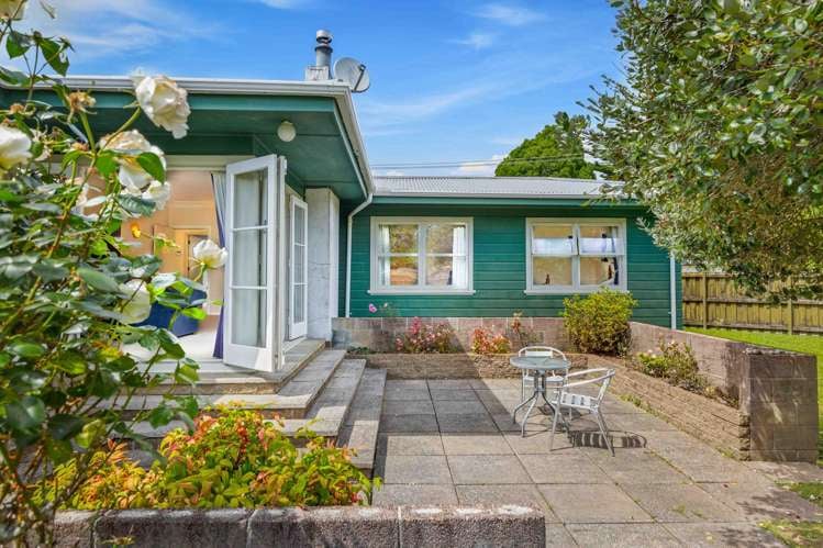 35 Yeovil Road Te Atatu Peninsula_13