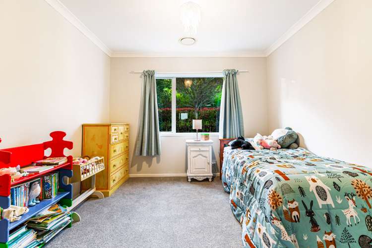 77 Whangaparaoa Road Red Beach_18