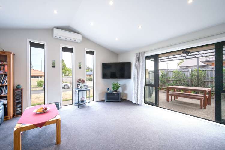 28 Cambelldon Crescent Stoke_11