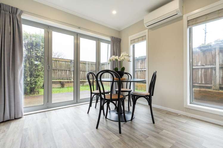 27B Southsea Crescent 1146_7