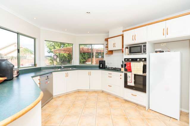 49 Cairns Crescent Rototuna_4