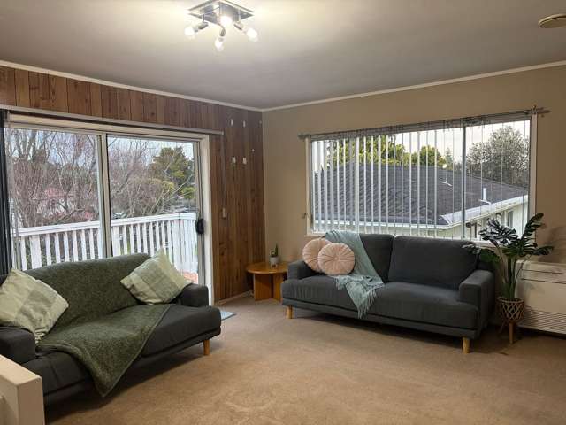READY TO MOVE IN -Semi furnished house