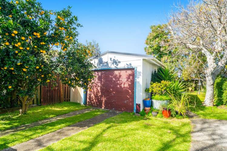 9 Royton Avenue Mangere East_15