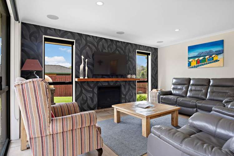 9 Grassfield Place Waimauku_16