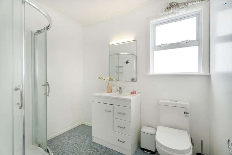 55 Arahura Crescent Porirua_11