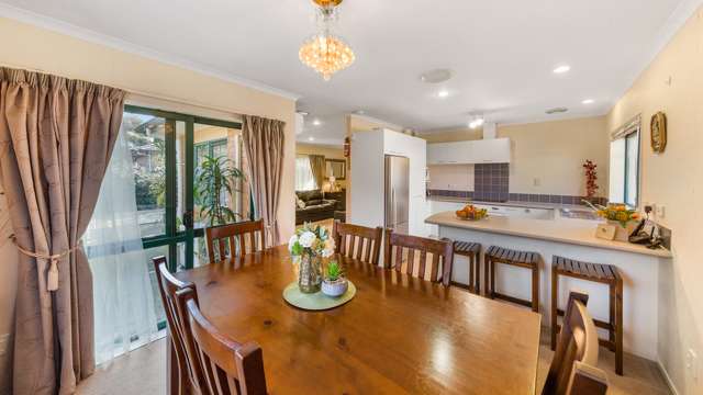 6 Caldecote Place Flat Bush_2