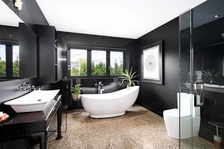 6 Wineberry Lane Wanaka_13