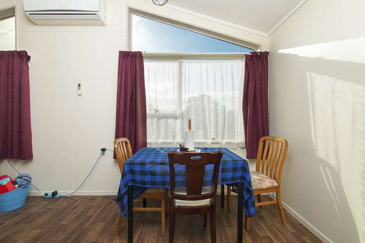 16 Holland Street Pukekohe_5