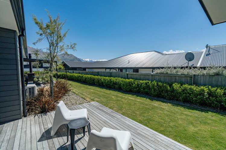 9 Centre Crescent Wanaka_24