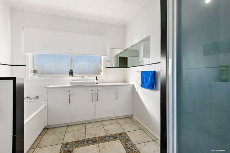 194 Queen Street Pukekohe_16