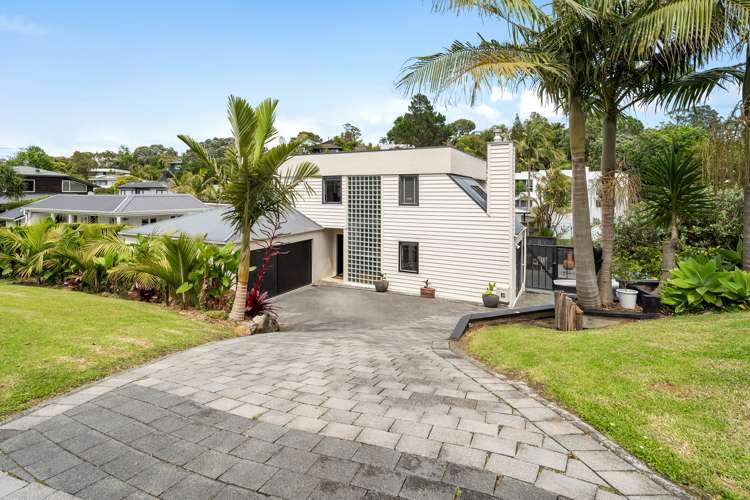 2/86 Beach Road Castor Bay_1