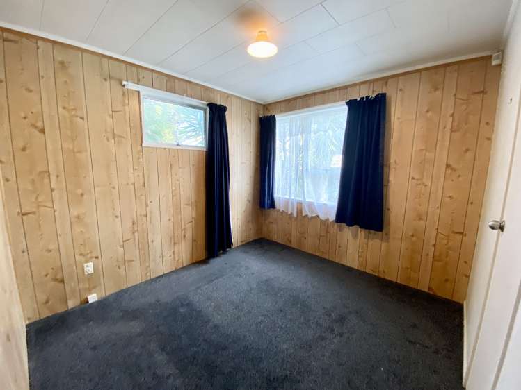 44 Universal Drive Henderson_6