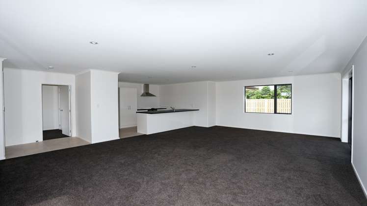 8 Lowburn Avenue Waipu_16