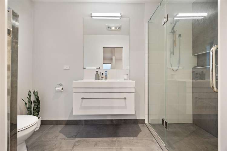 8 Sir Lincoln Drive Kumeu_19