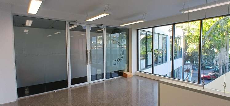 L2, Area C/132 Hurstmere Road Takapuna_9